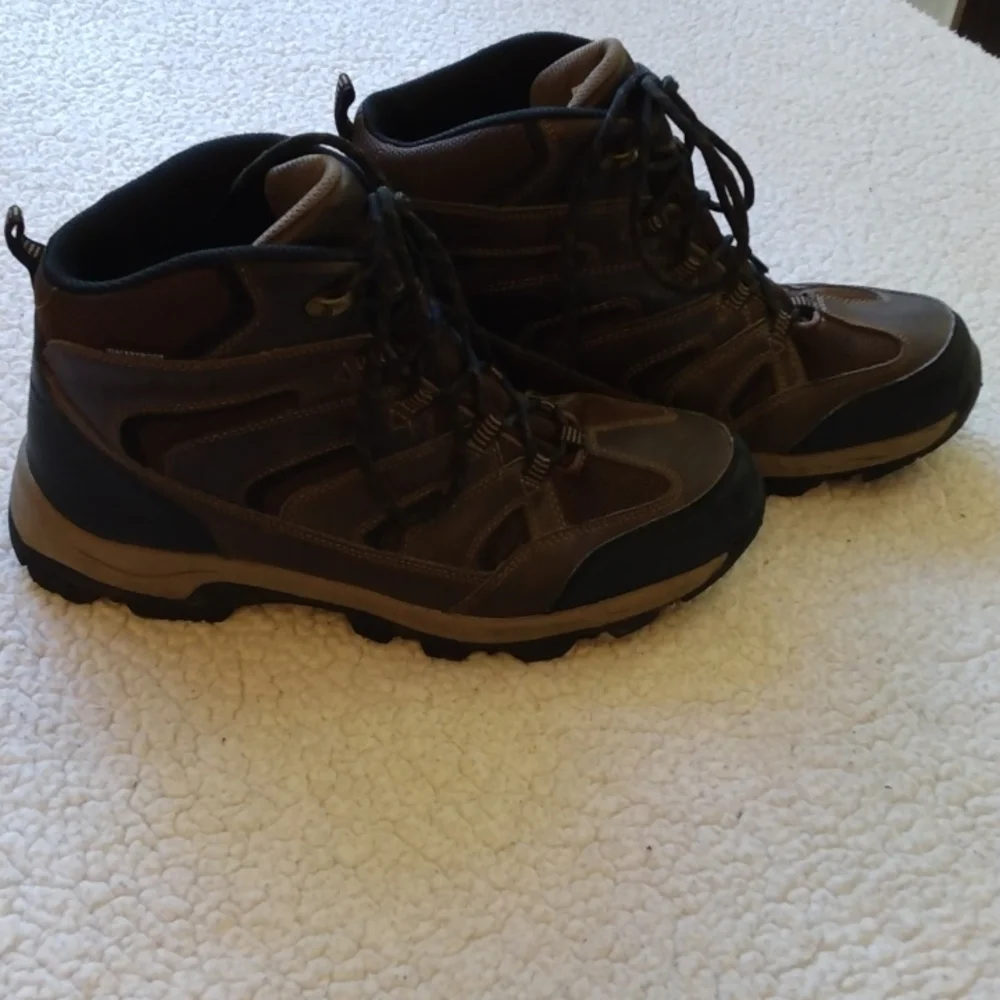 Eddie Bauer Brown Fairmont Hiking Boots 10.5 M